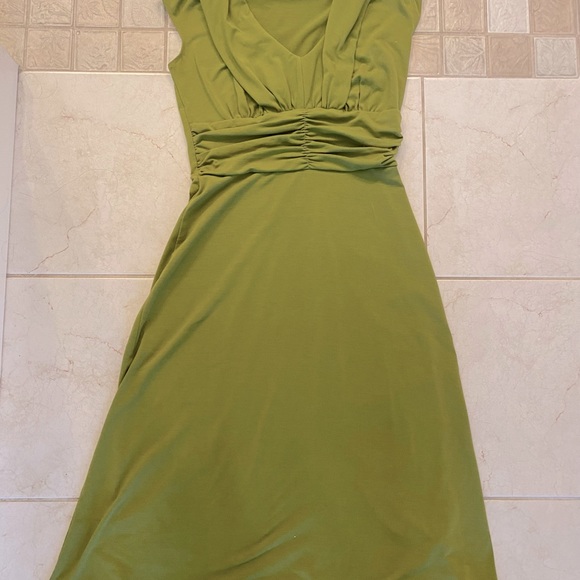 Vintage Newport News Green Dress - Picture 2 of 7
